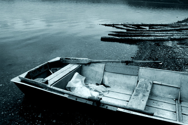 Velho barco
 - Foto, Imagem