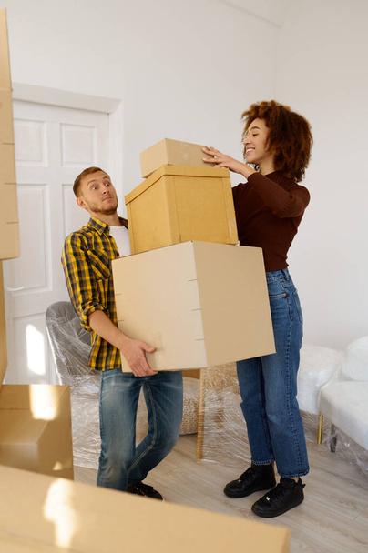 Wife and husband moving to new house - Photo, Image