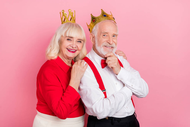 Photo of retired pensioner lady man enjoy stylish party wear golden tiara white shirt isolated pastel color background - Foto, Imagen