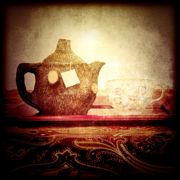 rustik çaydanlık ve antika Kupası - Fotoğraf, Görsel