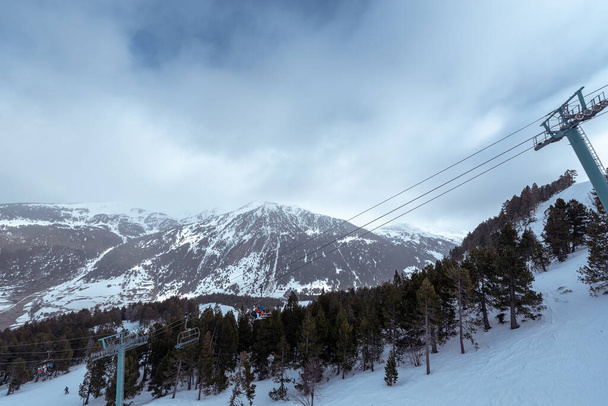 Lyžařské středisko v Andorře v zimě roku 2022. - Fotografie, Obrázek