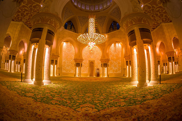 Shaking Id Grand Mosque Interior. Shooting Location: Abdabi - Photo, Image