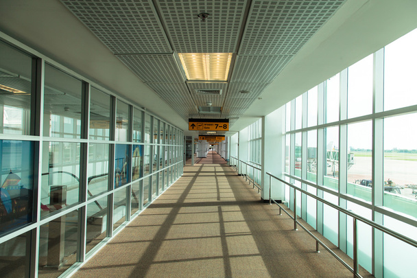 corridor of airport  - Zdjęcie, obraz