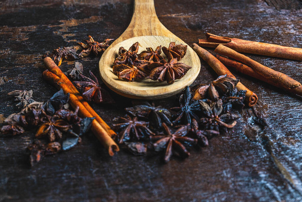 Cinnamon spices and star anise used in cooking - Φωτογραφία, εικόνα