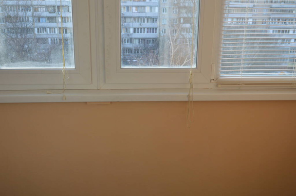 Réparation du balcon et loggia après l'isolation d'un appartement dans la maison - Photo, image