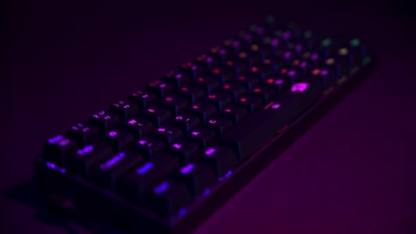 Gaming rgb keyboard on dark background - Footage, Video