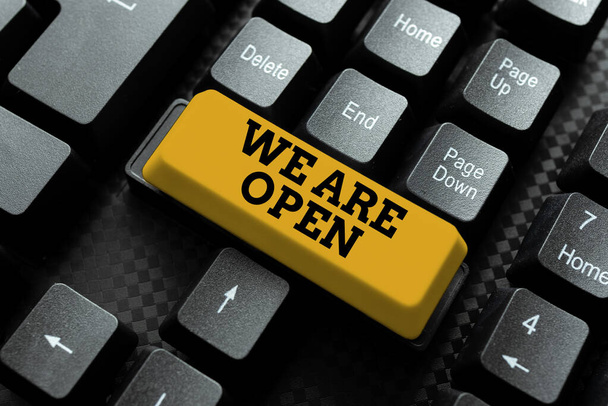 Znak pisma ręcznego We Are Open. Word for We are Open Typing Online przewodnik turystyczny, Poszukiwanie pomysłów i wzorów internetowych - Zdjęcie, obraz