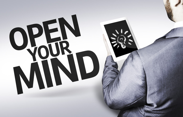 Бизнесмен с текстом Open Your Mind
 - Фото, изображение