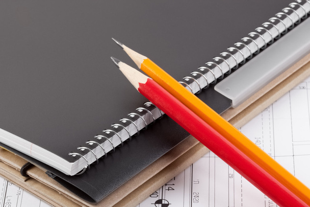notebook-, mappa- és ceruza. - Fotó, kép