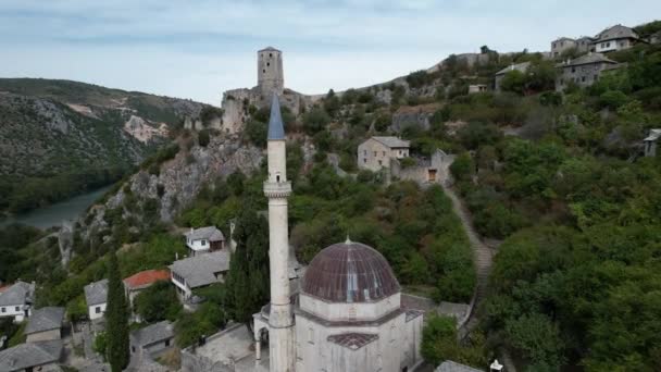 Moschee des historischen Schlosses Pocitelj - Filmmaterial, Video