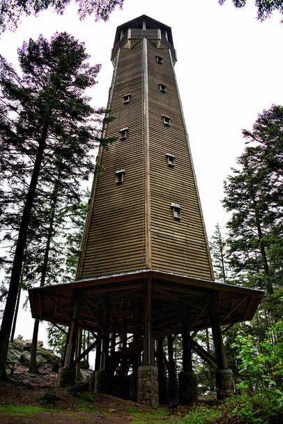 Kilátó torony Na Sedle, Susice, Kasperske Hory - Fotó, kép