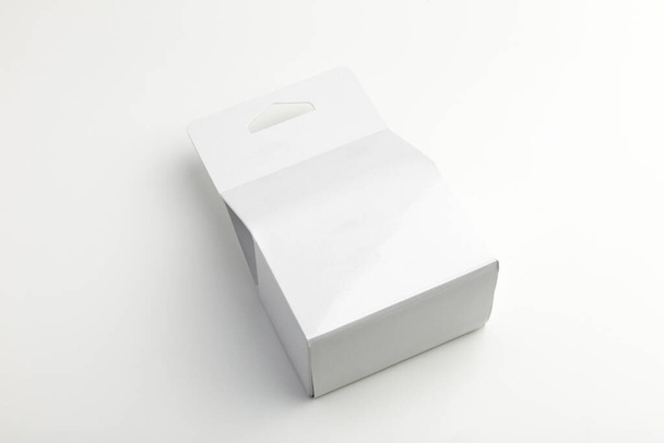 Hacimli boş beyaz kağıt paketi - Fotoğraf, Görsel