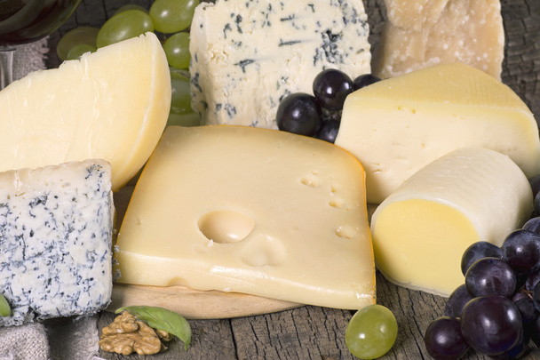 Assortimento di formaggio
  - Foto, immagini