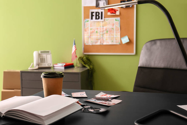 Lieu de travail de l'agent du FBI au bureau - Photo, image