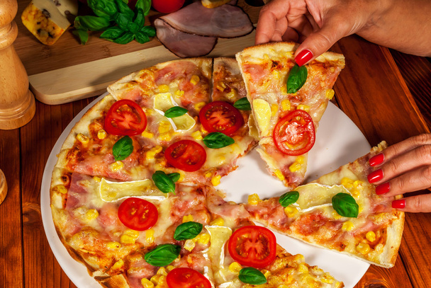 italská pizza - Fotografie, Obrázek