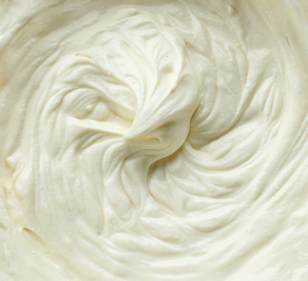 queso crema mascarpone batido para hacer textura de helado - Foto, Imagen