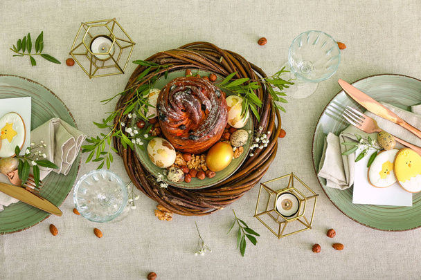 Easter table setting with cookies in shape of egg - Fotoğraf, Görsel