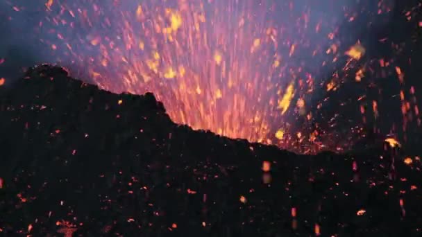 Vulkanausbruch im Morgengrauen - Filmmaterial, Video