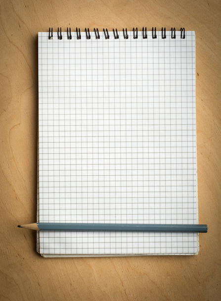 notebook with pencile on a wood - Φωτογραφία, εικόνα