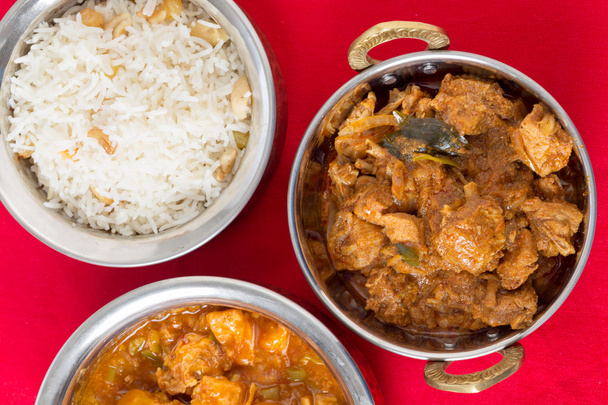 Curry z kurczaka i ryżu - Zdjęcie, obraz