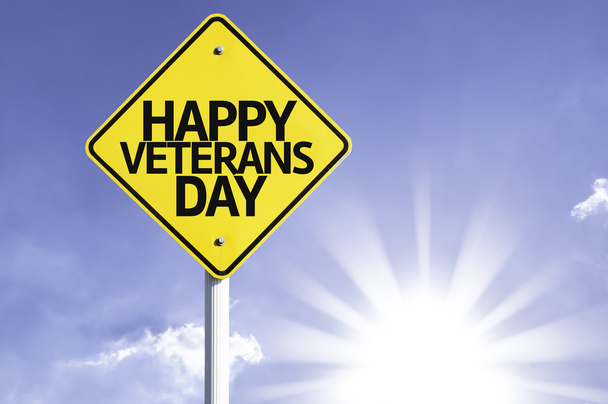 Feliz día de veteranos señal de tráfico
 - Foto, Imagen