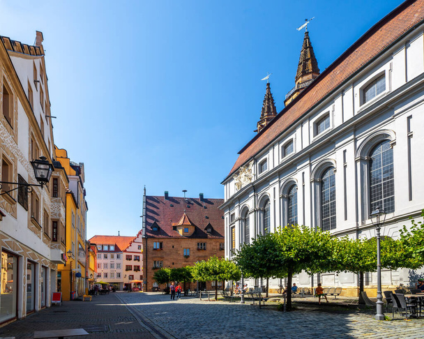 Prefeitura histórica e igreja, Ansbach, Baviera, Alemanha  - Foto, Imagem