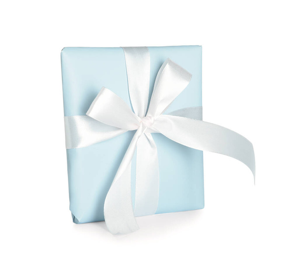 Gift box with ribbon and bow on white background - Foto, immagini