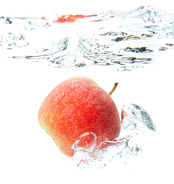 apple in water - Foto, afbeelding