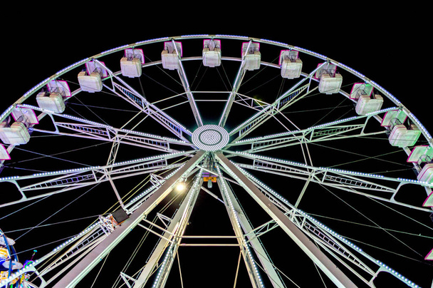 Ferris Wheel éjjel - Fotó, kép