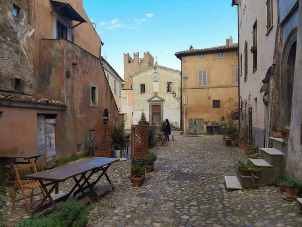CALCATA VECCHIA, ITALY - FEBRUARY 16, 2022: View of the medieval center of Calcata village in Lazio - Foto, Imagem
