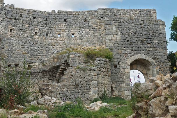 Closeup on the ruined medieval templar castle of Allegre les fumades in Gard, France - Photo, Image