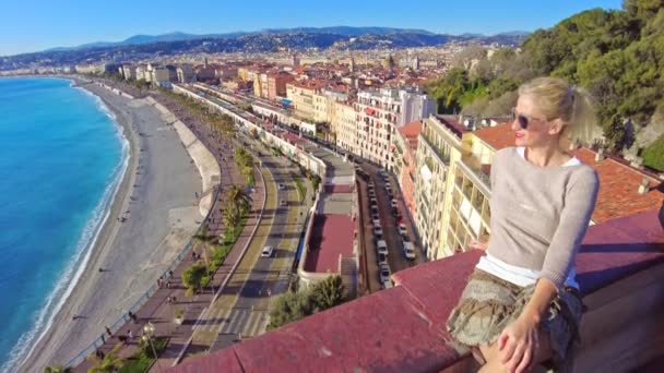 dívka podle Nice city panorama - Záběry, video