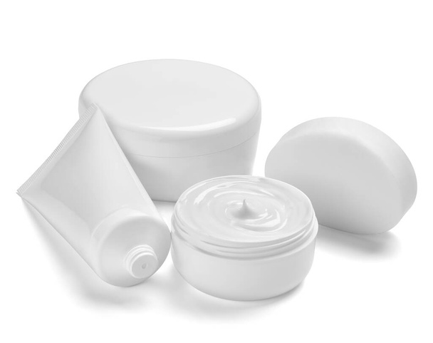 witte crème container pot schoonheid moisturizer buis zeep - Foto, afbeelding
