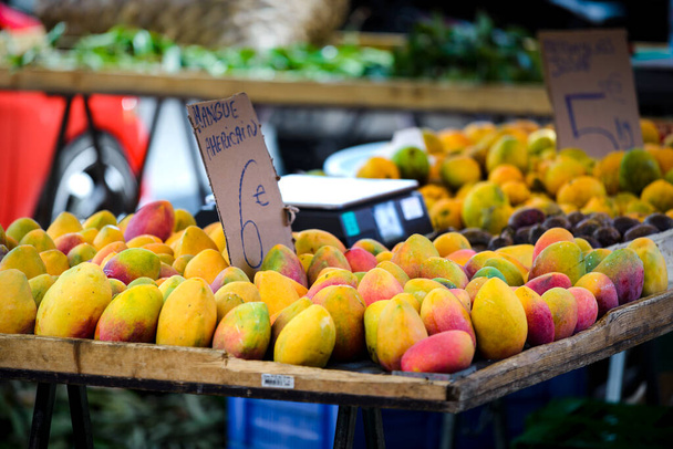 Mangos at Saint Paul market place, Reunion Island - Photo, Image