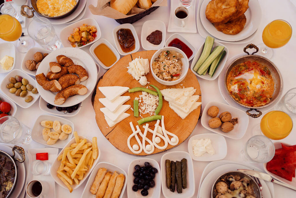Herkullinen turkkilainen aamiainen
 - Valokuva, kuva