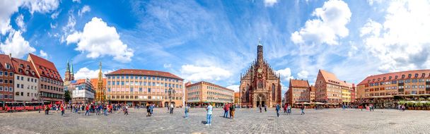 Главная площадь, Нюрнберг, Германия  - Фото, изображение
