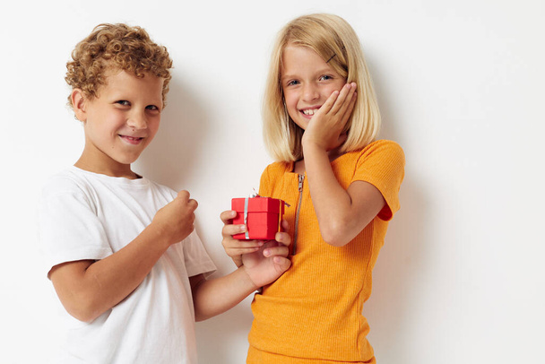 boy and girl gifts holiday fun birthday - Fotografie, Obrázek
