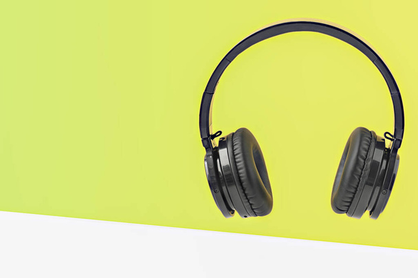Digitale ruisonderdrukking Draadloze zwarte hoofdtelefoon, technologieconcept, DJ en muziek luisteren, audio-headset voor muziekopname - Foto, afbeelding