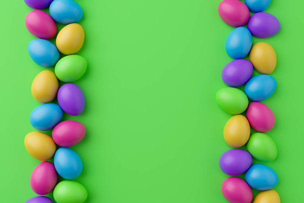Ramo de huevos de colores sobre un fondo verde de Pascua 3D Rendering. Montón de huevos de Pascua birght y colorido - 3d render. Marco de composición concepto Pascua frontera - Foto, Imagen