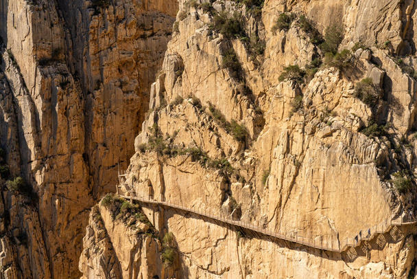 A kilátás a híres és történelmi Camino de lRey Dél-Spanyolországban, közel Malaga - Fotó, kép