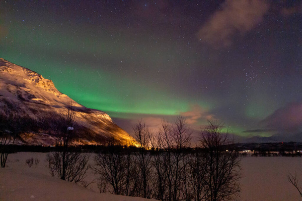 Aurora Borealis, северное сияние в Норвегии - Фото, изображение