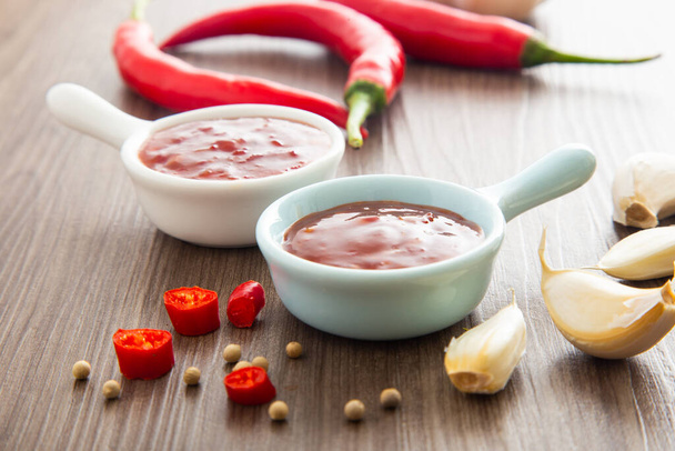 Cuenco de salsa de chile picante - Foto, Imagen