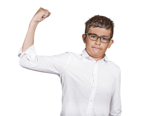 young man with glasses flexing muscles - Fotografie, Obrázek