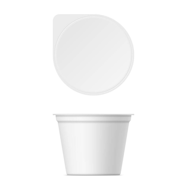 Образец пластикового контейнера для йогурта с крышкой на белом фоне. Векторный реалистичный йогурт, мороженое или пакетик со сметаной. 3D иллюстрация. Шаблон для вашего дизайна. Вид спереди и сверху
. - Вектор,изображение