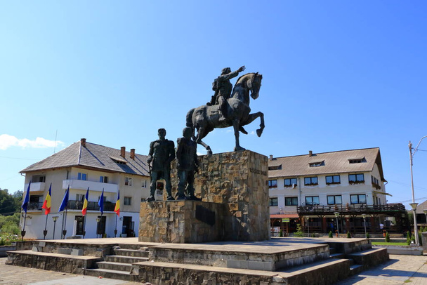 Pomnik Bogdana Vody w Borsa, Maramures, Transylwania, Rumunia - Zdjęcie, obraz
