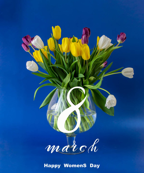 Dia Internacional da Mulher 8 de março! Flat Lay, banner, cartão de saudação com flores de 8 de março. - Foto, Imagem