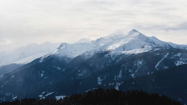 beautiful view of the mountains - Fotoğraf, Görsel