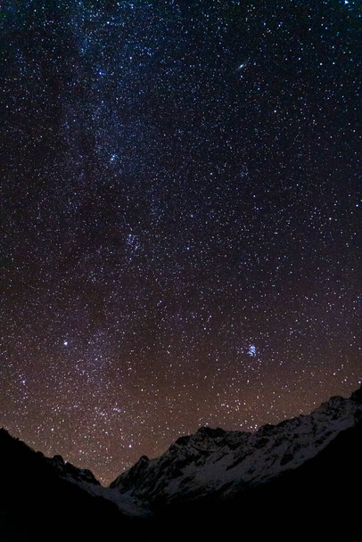 beautiful night sky with stars and milky way - Foto, Bild