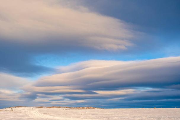 Pobřeží Barentsova moře na konci února. Teriberka, Rusko - Fotografie, Obrázek