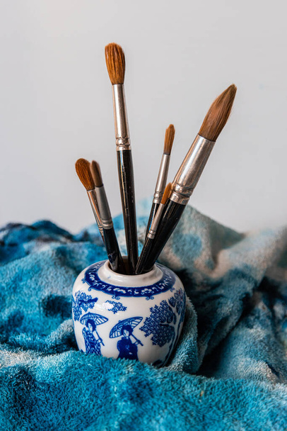 brushes for make-up brush, paint, oil, and palette. - Photo, Image